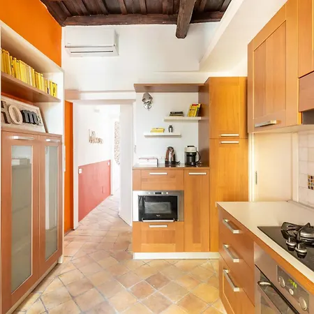 Apartment Maison Leonardo Al Colosseo Rom
